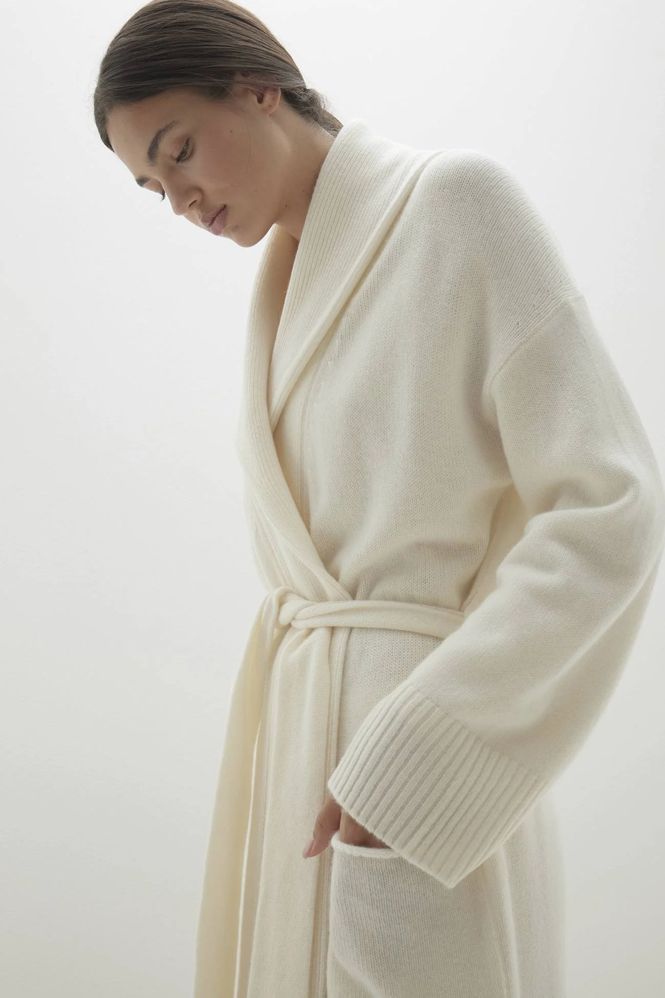 YASMIN CASHMERE ROBE - Image 16
